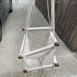 Crochet Baby Swing