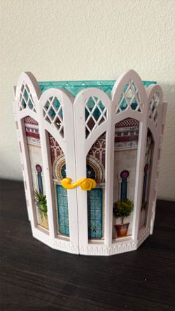 Doll house