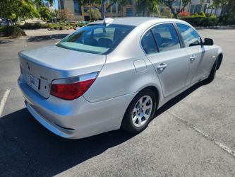 2004 BMW 525I