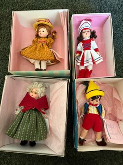 4 Madame Alexander dolls with boxes