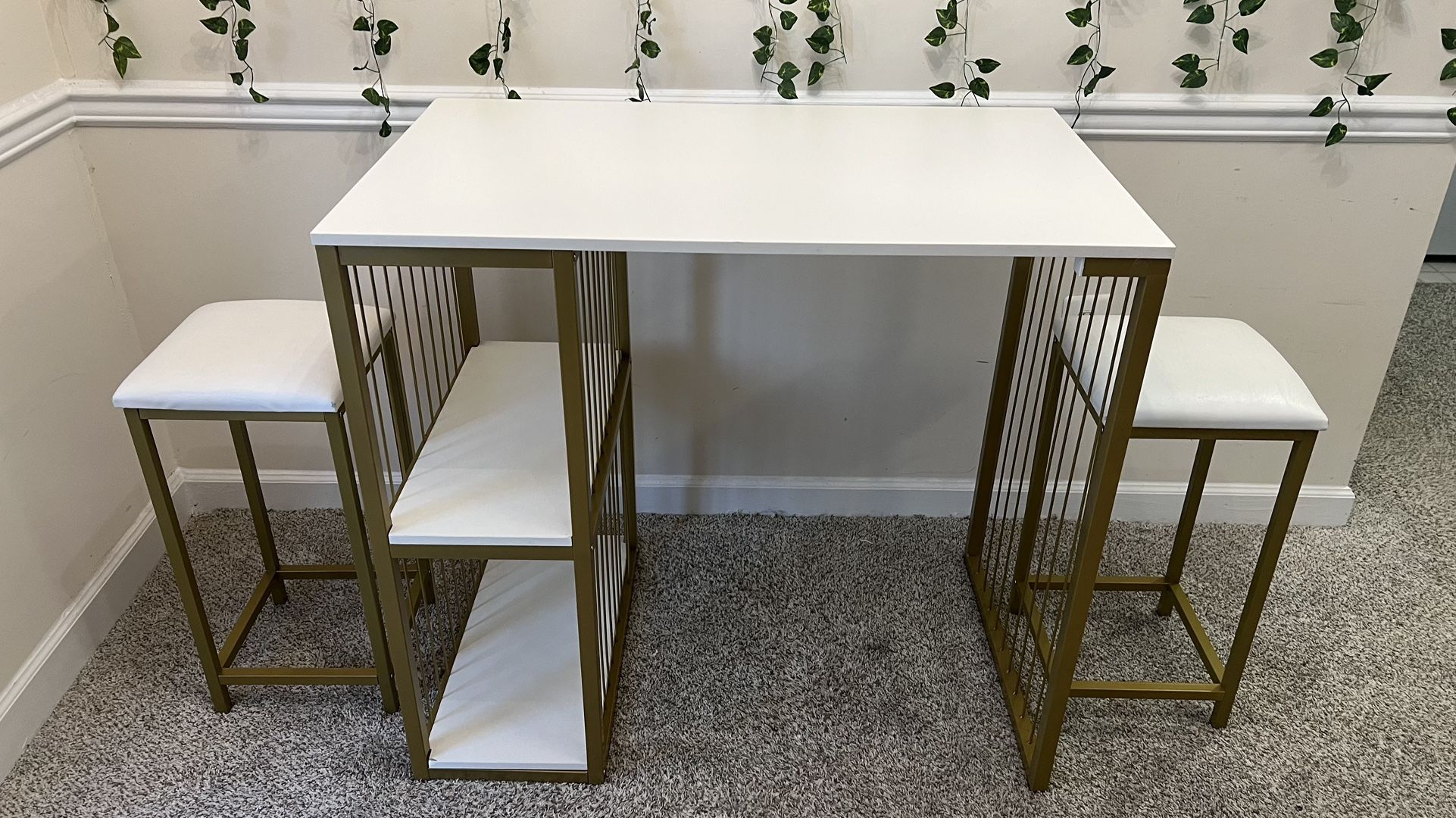 Counter Height Dining Set with Bar Stools