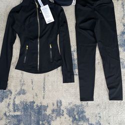 Lululemon set GOLD sz small