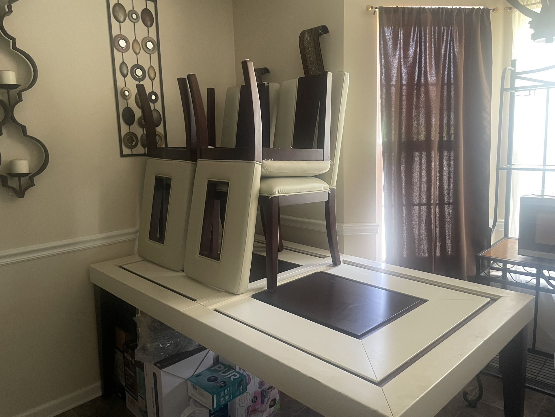 Dinning Room Table