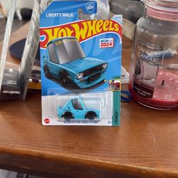 Hot Wheels - 2024 Tooned 3/5 Nissan Skyline 2000GT-R LBWK 213/250 (BBHRY85)