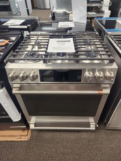 30 in. 5.6 cu. ft. Smart Slide-In Gas Range in Stainless Steel with True Convection, Air Fry