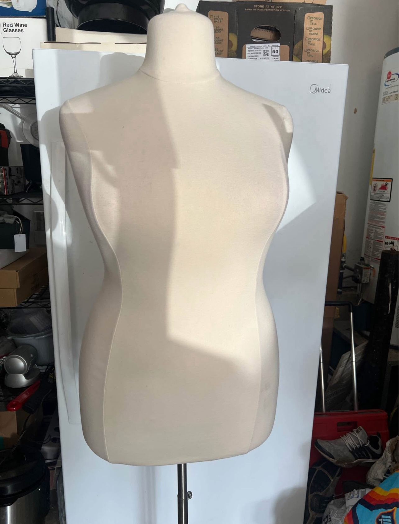 Size 18/20 mannequin/dress form