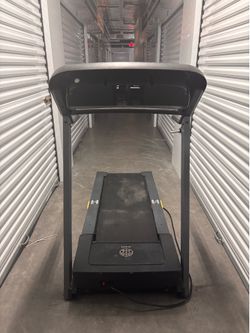 Gold gym treadmill