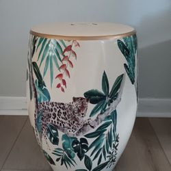 Accent Table