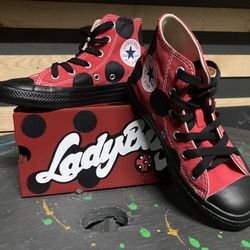 Custom Paint Converse 