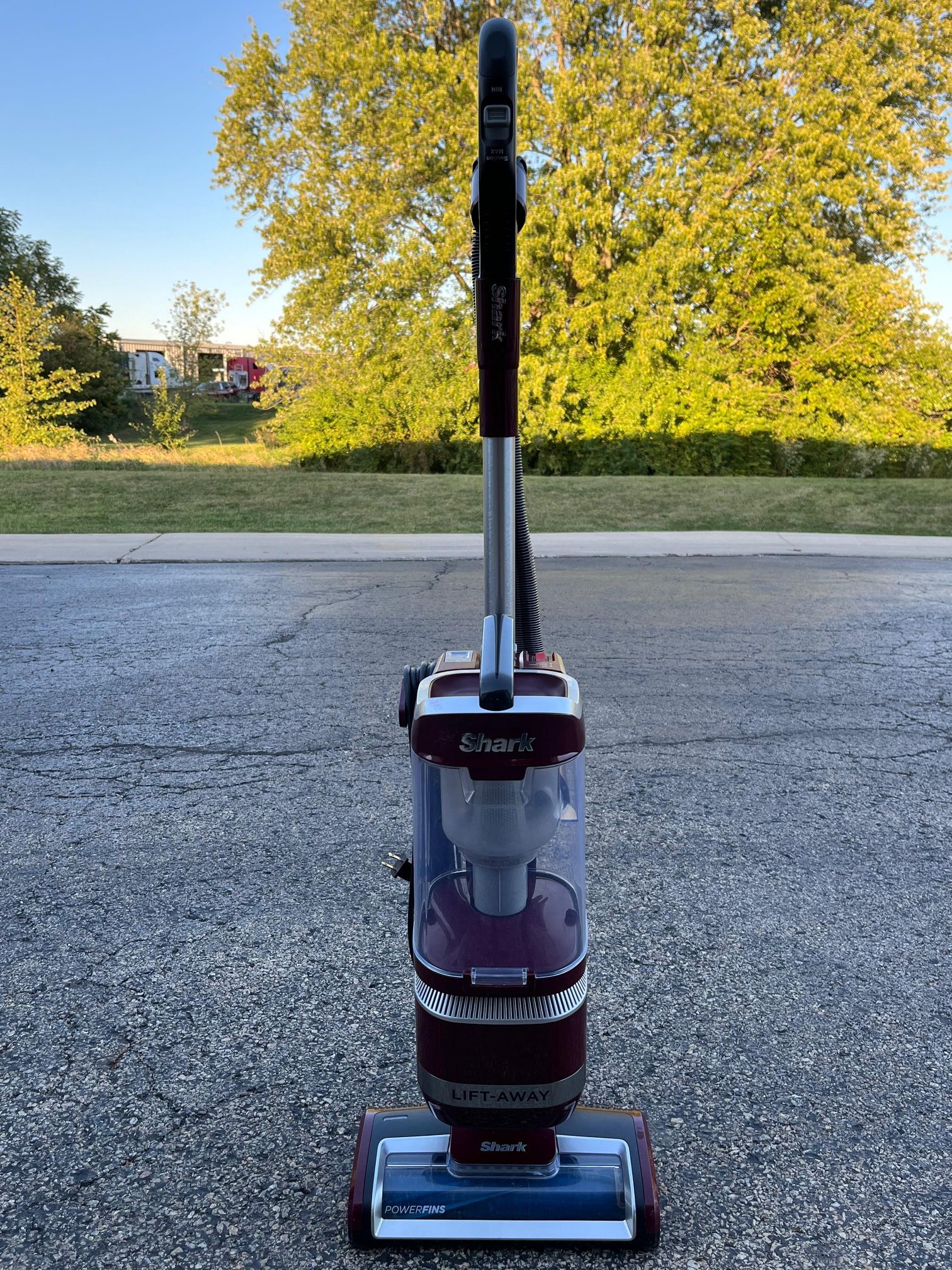 Shark Navigator Lift Away ADV Upright Vacuum with PowerFins & Self Cleaning Brushroll LA401: HEPA Pet Hair Tool