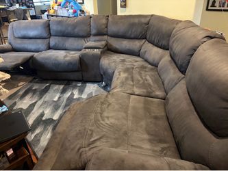 6-Piece Micro Suede Sectional with Electric Recliners – Great Condition
