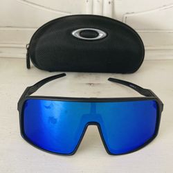 New Oakley Sutro