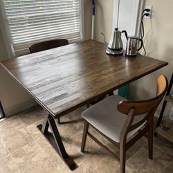 Kitchen Table And 2 Chairs