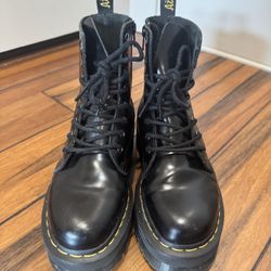 Dr. Martens Jadon Boot Smooth Leather Platform 