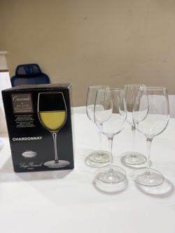 Italy made Wine Glasses (Set of 4)
