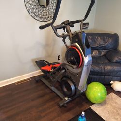 Bowflex Bike Max Trainer M6