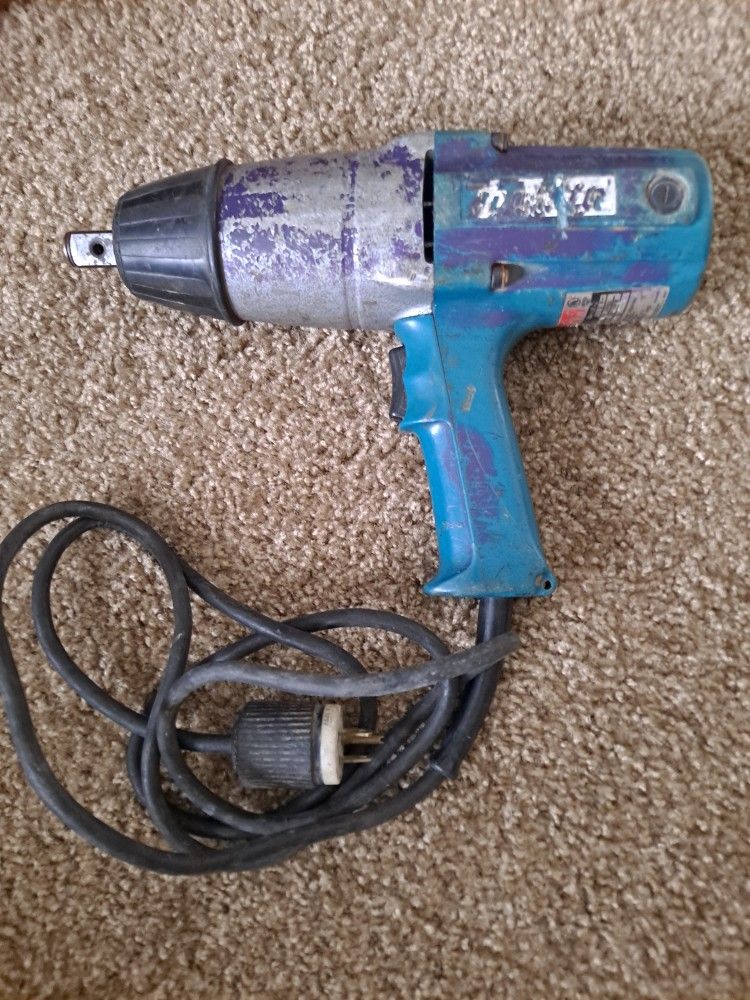 Makita 6906 3/4" impact wrench