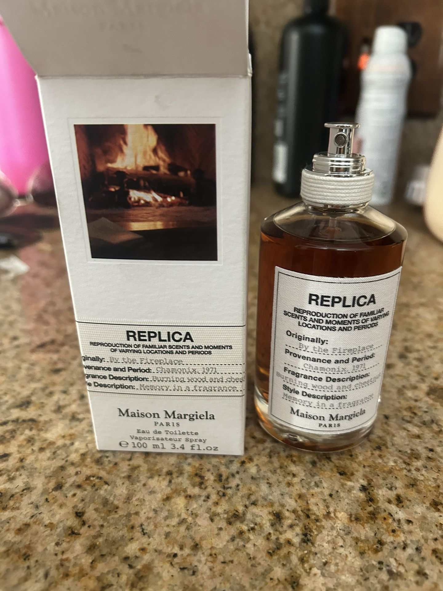 Maison Francis Kurkdjian Replica "By the Fireplace" is a 3.4 oz