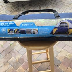 EUC Northwest Territory Sierra Dome Tent Camping 3 Person
