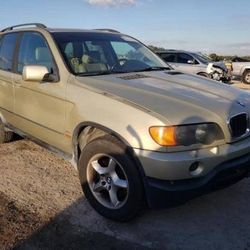 Bmw 2002 3.0i X5