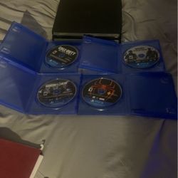 PS4 And 4 Games