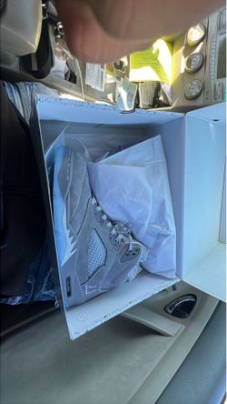 Grey jordan 5