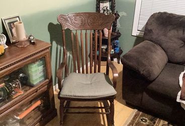 Rocking chair