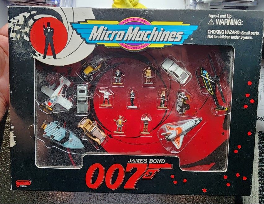 Micro Machines 007 James Bond Mini Figure Set Gold Finger Moon Laker Etc