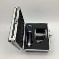 Sterling ST155 Large Diaphragm Condenser Mic with Case