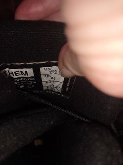 Size 10 and 1/2 ride boil laced snowboarding boots in like brand new condition