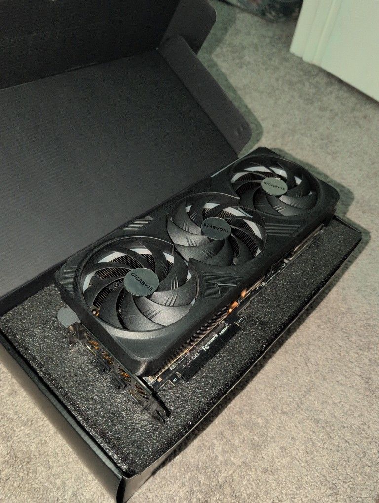 NVIDIA GeForce RTX 4080 Super OC Graphics Card Ram 16 GB