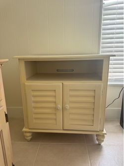 TV Cabinet