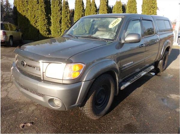 2004 Toyota Tundra Double Cab Limited Pickup 4D 6 1/2 Ft for Sale in