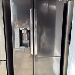 Refrigerator LG