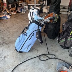 Taormade golf bag