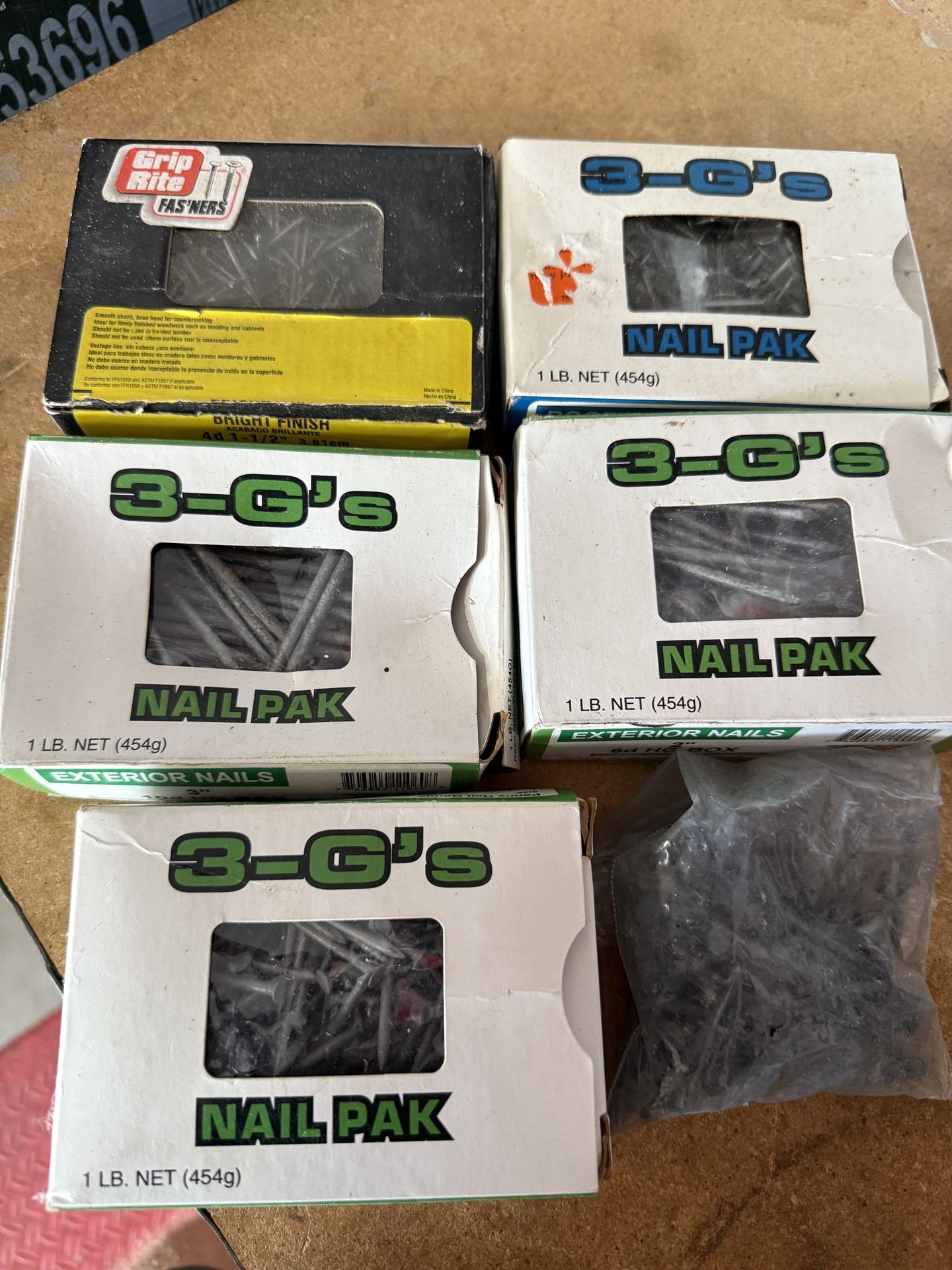 Bundle of 5 Boxes of Exterior 2” and 3” Nails! Price is total for all 3 boxes.
