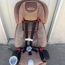 GRACO BOOSTER CAR SEAT 3&1