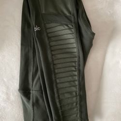 Alo Leggings 