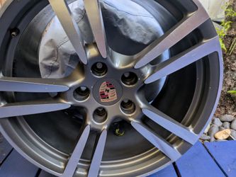 1 Porsche panamera / cayenne rim 20 inch