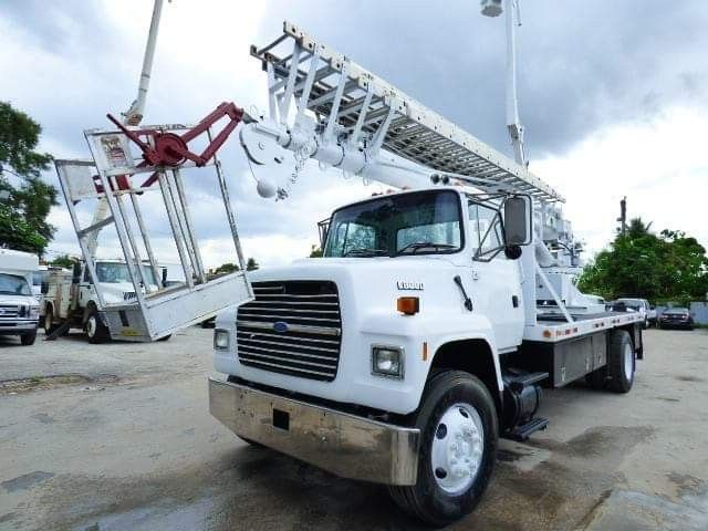 1995 Ford L8000 85HD Skyhook Crane Bucket Truck