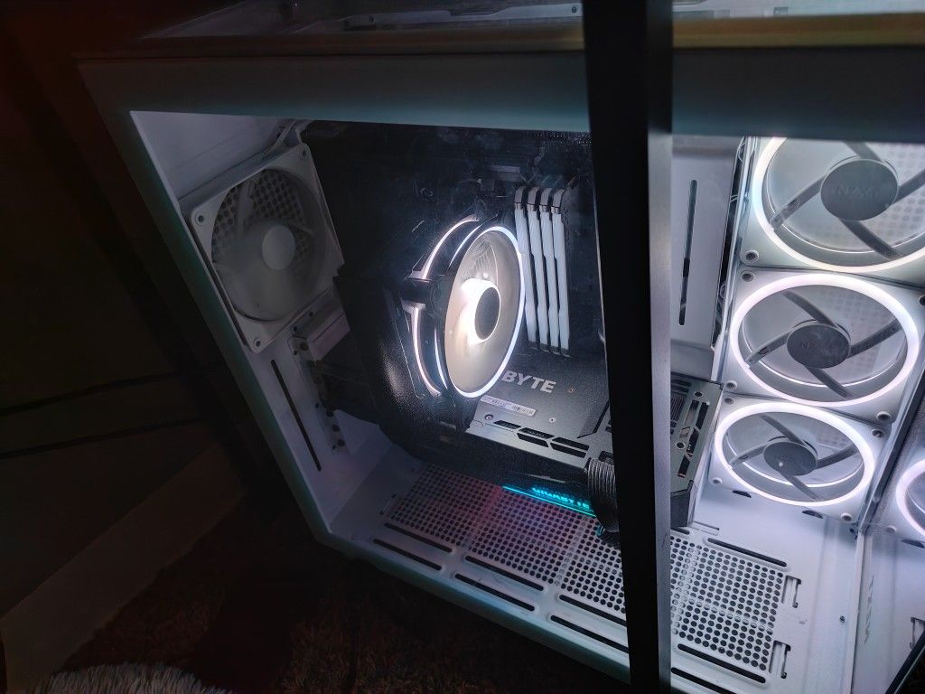 3080ti 64 Ram 2tb SSD Ryzen 7 5800x 8-Core