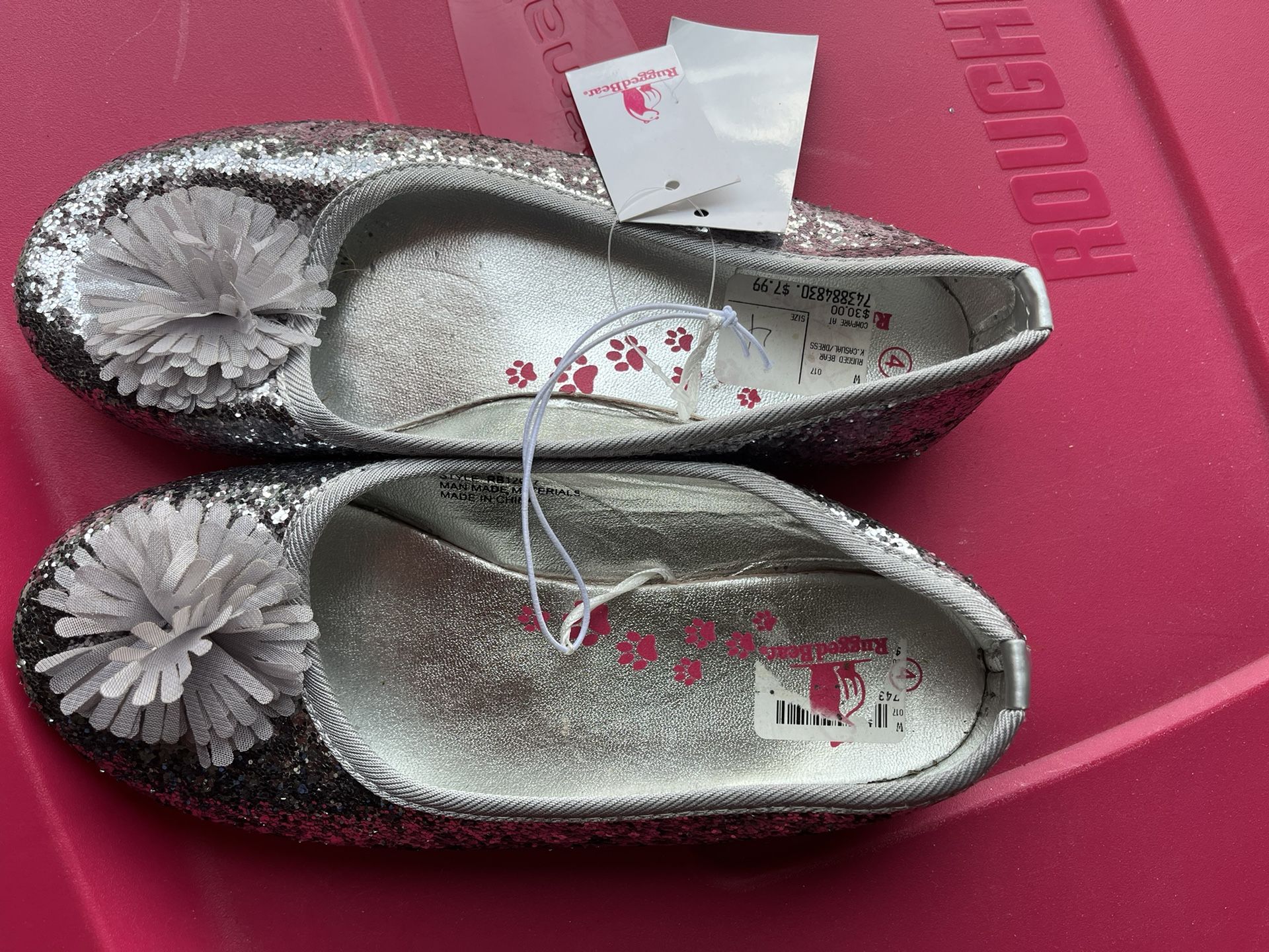 New Girls Silver Sparkle Shoes Size 4