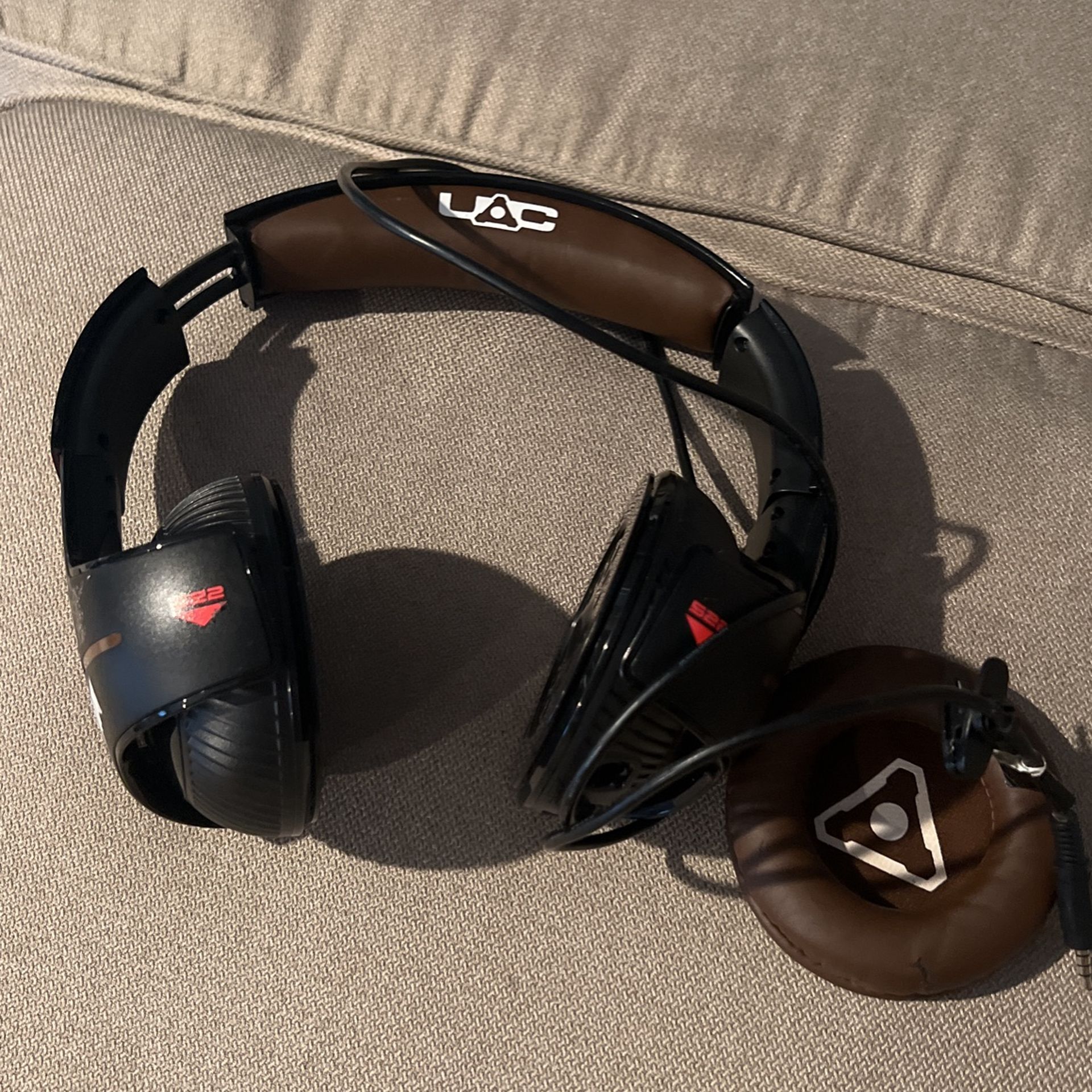 Thrustmaster Y-350X Doom Gaming Headset 
