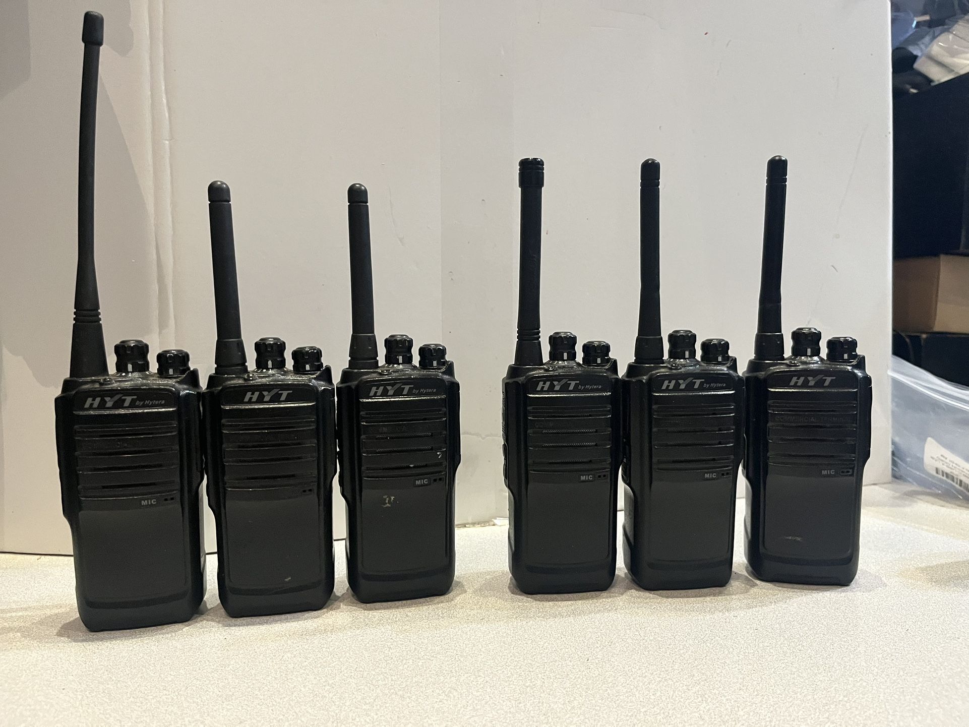 Lot Of 6 HYT UHF Two Way Radios TC-508U 16CH 4watt with Batteries