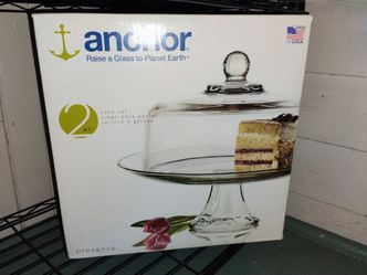 New glass dish with lid