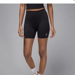 Women’s Dri-Fit shorts 