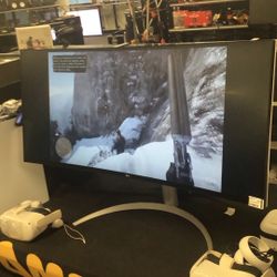 40 Inch LG Curved Gaming Monitor 