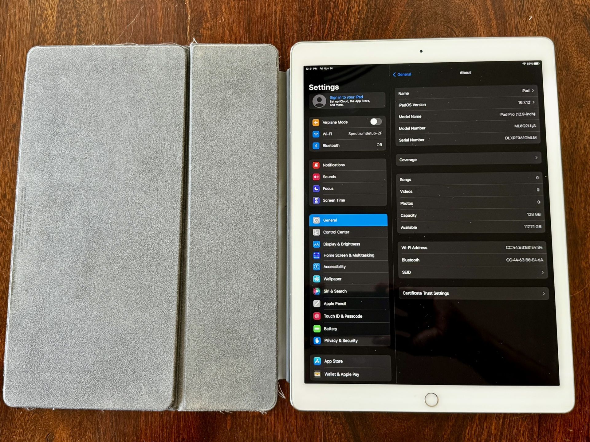 Apple iPad Pro 12.9" 1st Gen (2015) 128GB • Silver A1584 Wi-Fi Only • Good Cond.