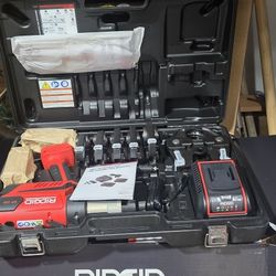 RIDGID 67053 RP 350 ProPress 8-Piece Pressing Tool Kit with 18-Volt Battery, Charger, 4 ProPress Press Tool Jaws (1/2" to 2"), and Case