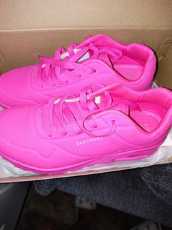 Skechers